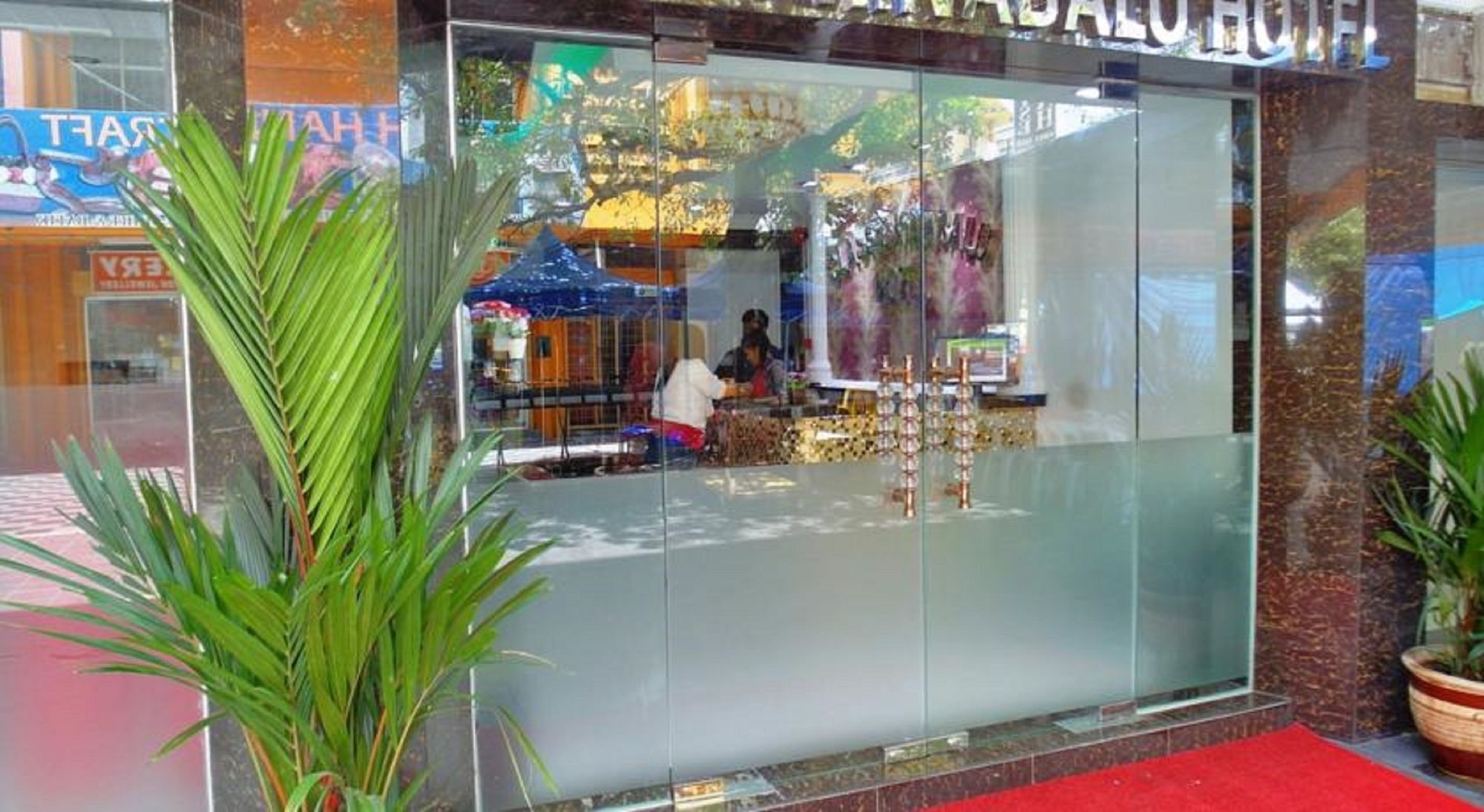 Classic Kinabalu Hotel كوتا كينابالو المظهر الخارجي الصورة
